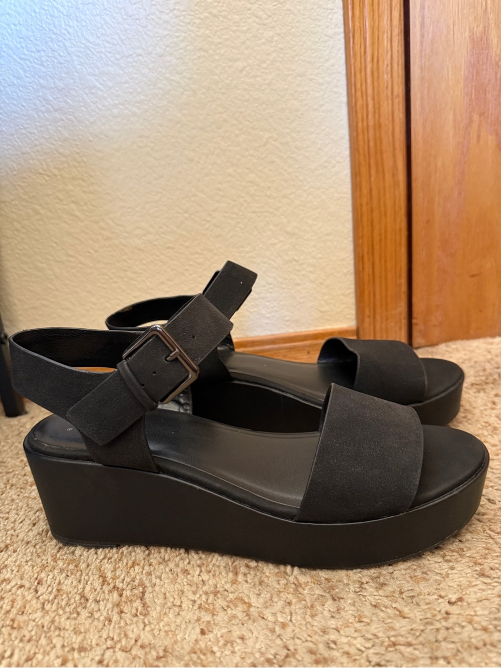 a new day Black Platform Ankle-Strap Sandals
